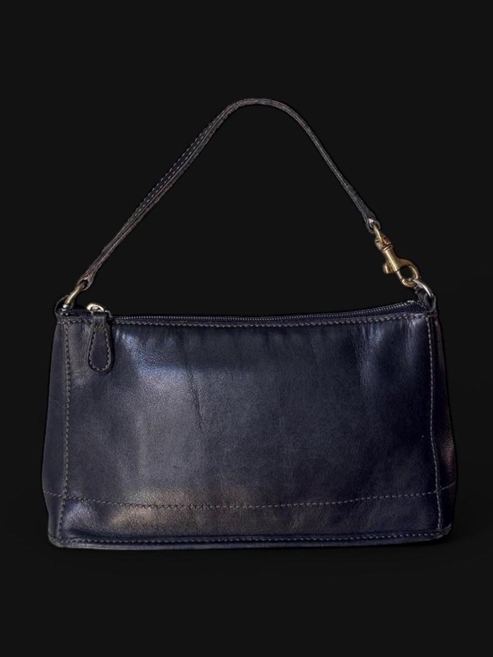 Vintage Coach black Demi bag gold hardware 
Inside patch logo is a little faded